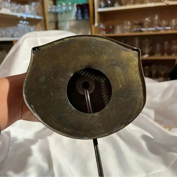 Vintage 1940s German Porcelain Parlor Figurine Brass Lamp - Picture 4 of 5